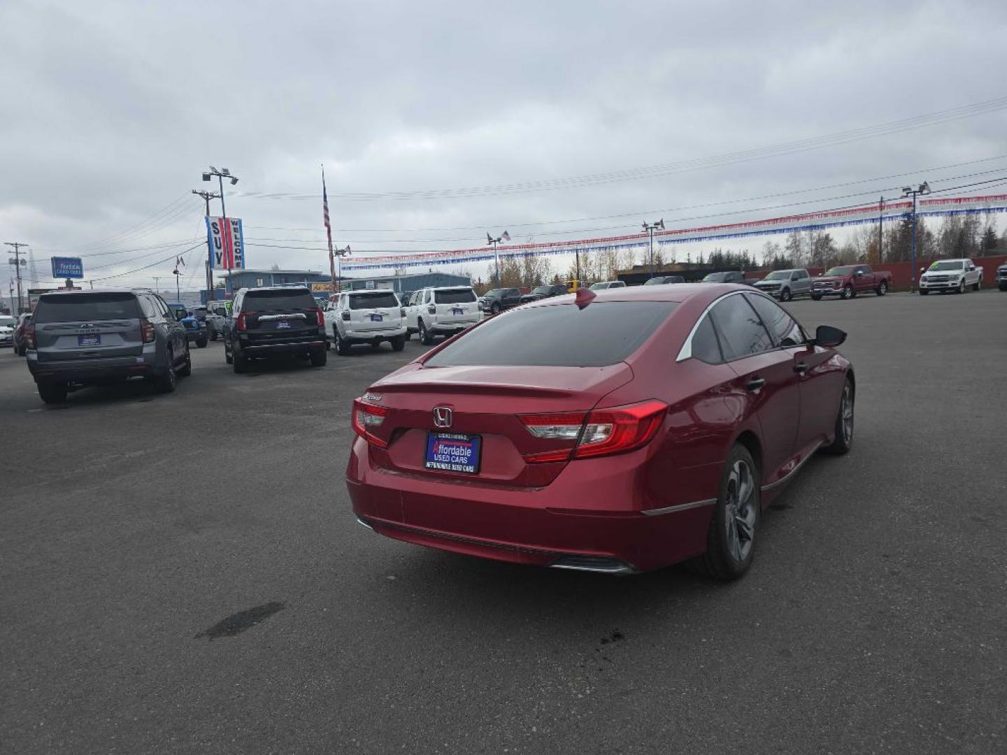 2018 MAROON HONDA ACCORD EXL (1HGCV1F55JA) with an 1.5L engine, Continuously Variable transmission, located at 2525 S. Cushman, Fairbanks, AK, 99701, (907) 452-5707, 64.824036, -147.712311- Photo#2