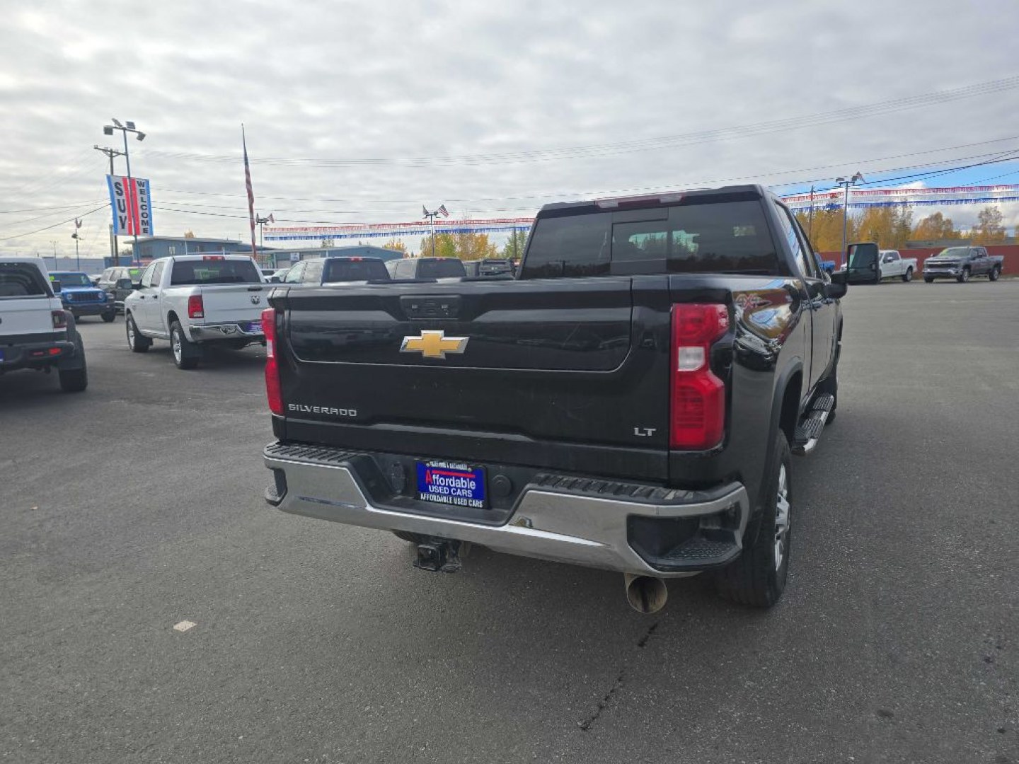 2023 BLACK CHEVROLET SILVERADO 2500 HEAVY DUTY LT (1GC4YNEY7PF) with an 6.6L engine, Automatic transmission, located at 2525 S. Cushman, Fairbanks, AK, 99701, (907) 452-5707, 64.824036, -147.712311- Photo#2