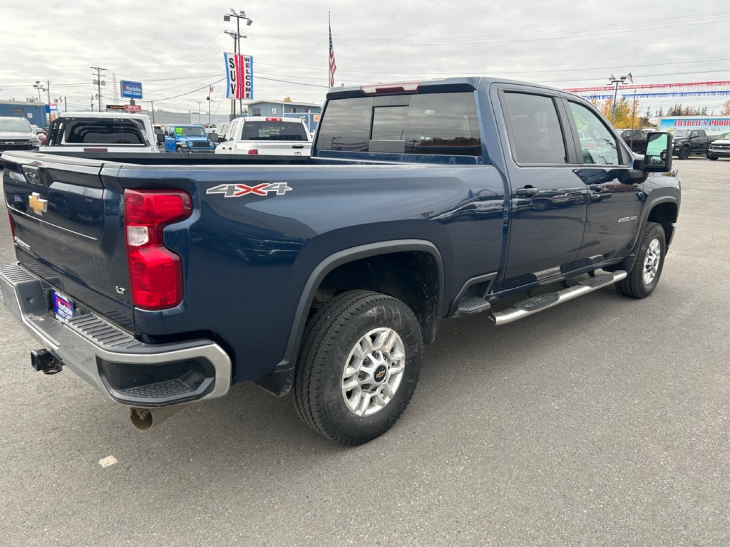 2023 BLUE CHEVROLET SILVERADO 2500 HEAVY DUTY LT (1GC4YNEY1PF) with an 6.6L engine, Automatic transmission, located at 2525 S. Cushman, Fairbanks, AK, 99701, (907) 452-5707, 64.824036, -147.712311- Photo#2