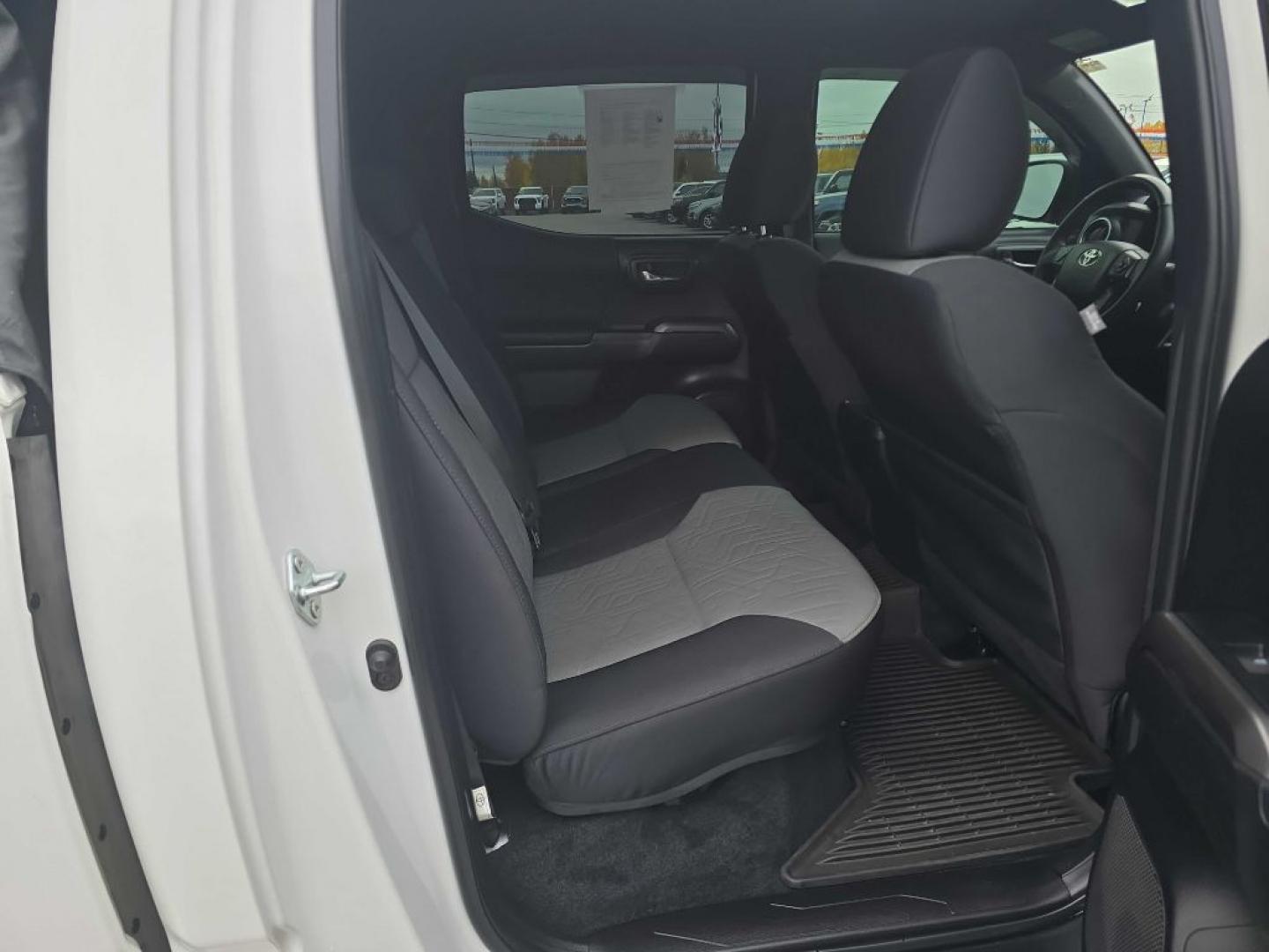 2023 WHITE TOYOTA TACOMA DOUBLE CAB (3TMDZ5BN8PM) with an 3.5L engine, Automatic transmission, located at 2525 S. Cushman, Fairbanks, AK, 99701, (907) 452-5707, 64.824036, -147.712311- Photo#0