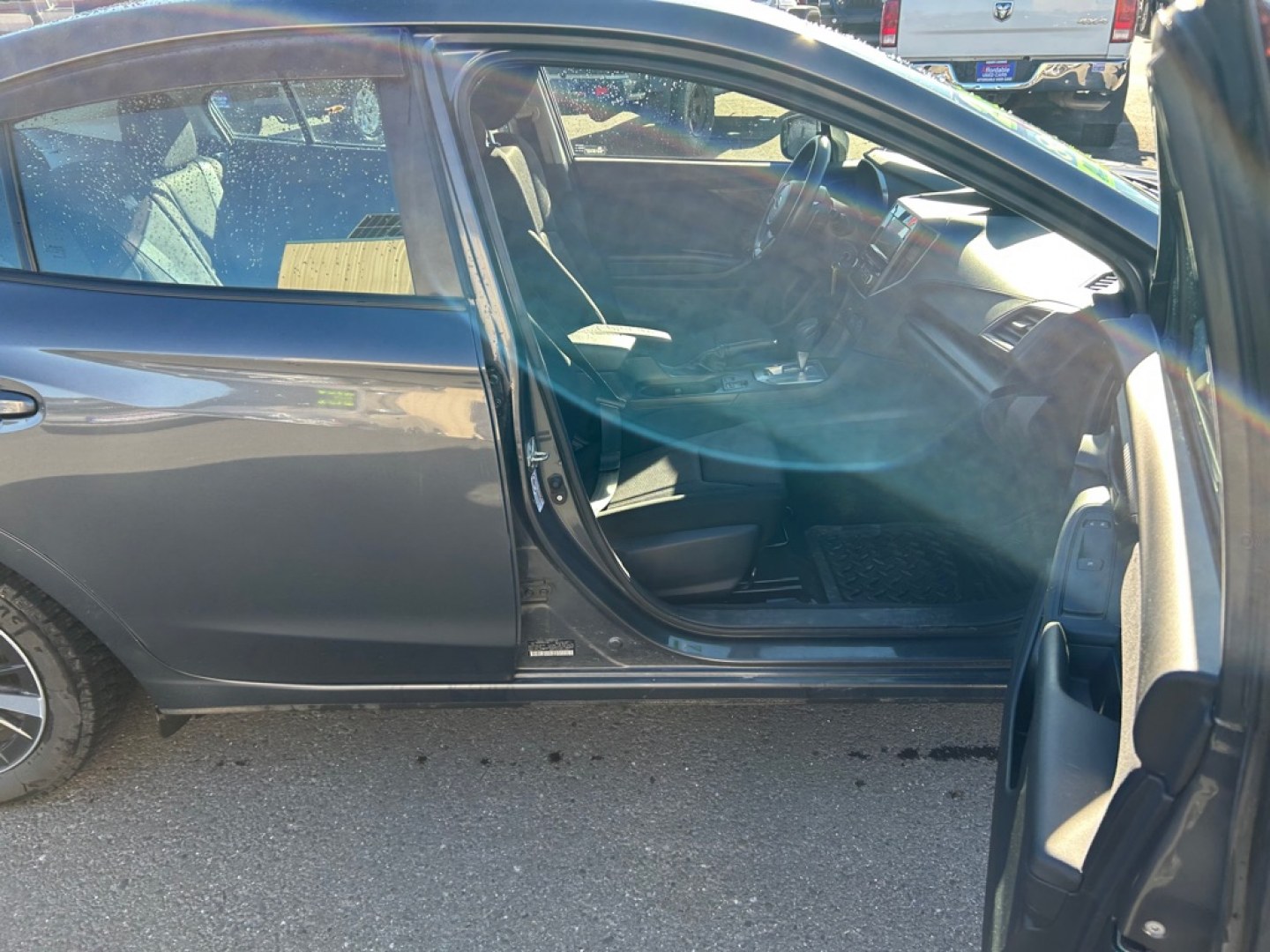 2019 GRAY SUBARU IMPREZA PREMIUM (4S3GKAD6XK3) with an 2.0L engine, Continuously Variable transmission, located at 2525 S. Cushman, Fairbanks, AK, 99701, (907) 452-5707, 64.824036, -147.712311- Photo#4
