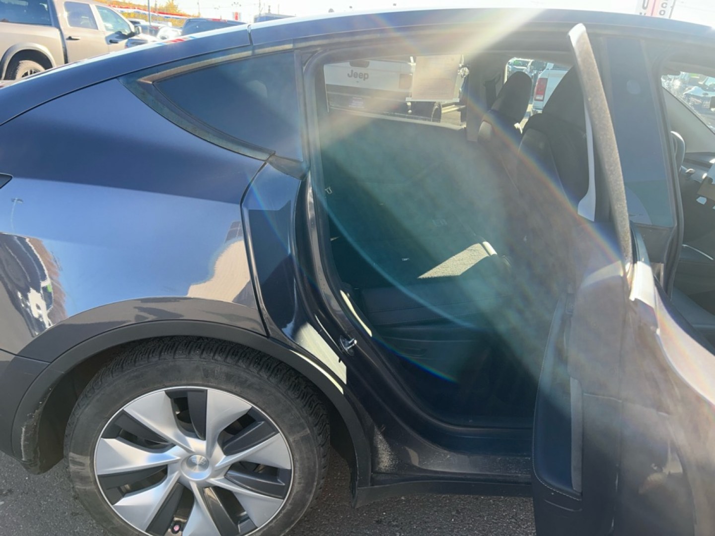 2023 GREY TESLA MODEL Y (7SAYGAEE0PF) , Automatic transmission, located at 2525 S. Cushman, Fairbanks, AK, 99701, (907) 452-5707, 64.824036, -147.712311- Photo#5