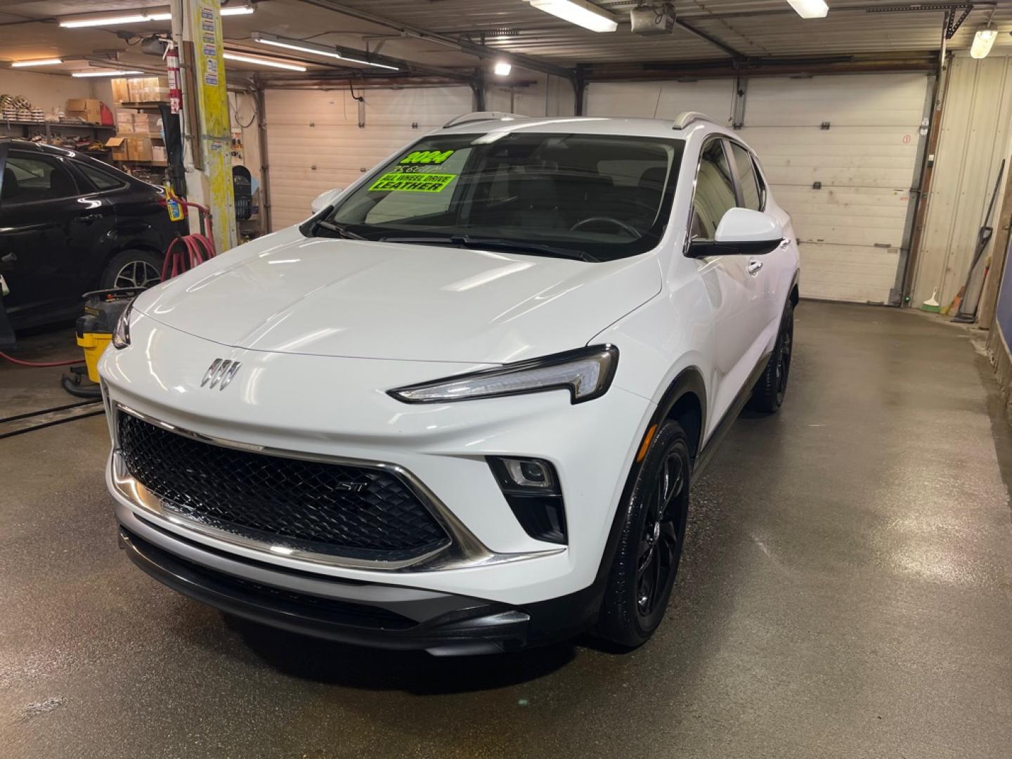 2024 WHITE BUICK ENCORE GX SPORT TOURING (KL4AMESL7RB) with an 1.3L engine, Automatic transmission, located at 2525 S. Cushman, Fairbanks, AK, 99701, (907) 452-5707, 64.824036, -147.712311- Photo#1