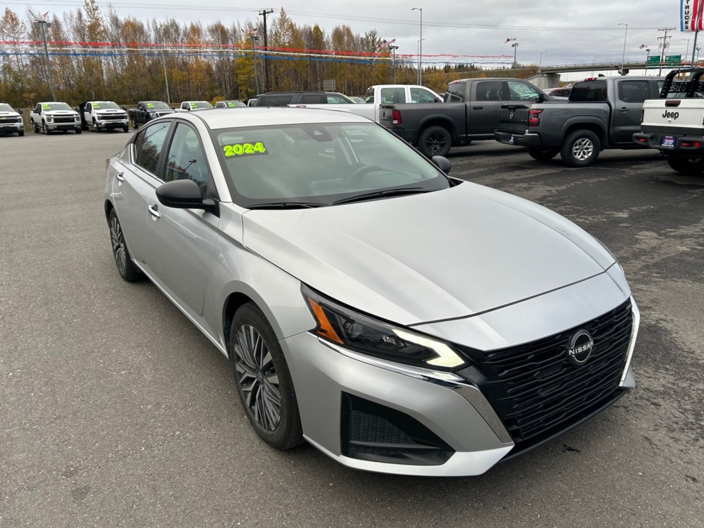 2024 SILVER NISSAN ALTIMA SV (1N4BL4DV3RN) with an 2.5L engine, Continuously Variable transmission, located at 2525 S. Cushman, Fairbanks, AK, 99701, (907) 452-5707, 64.824036, -147.712311- Photo#1