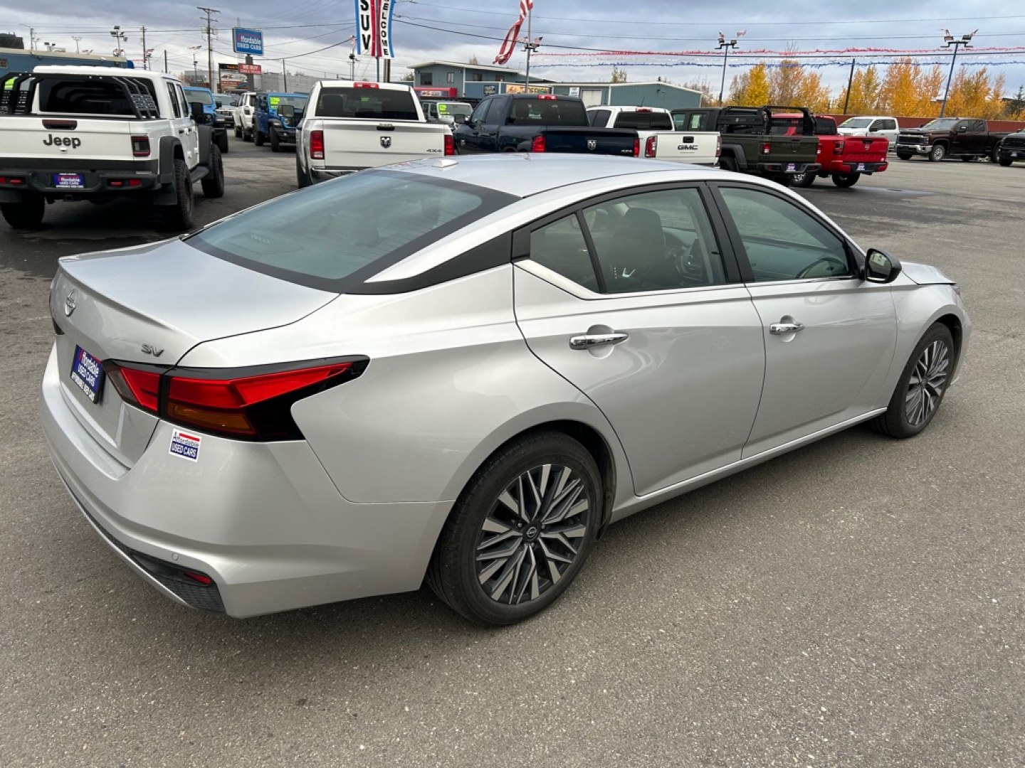 2024 SILVER NISSAN ALTIMA SV (1N4BL4DV3RN) with an 2.5L engine, Continuously Variable transmission, located at 2525 S. Cushman, Fairbanks, AK, 99701, (907) 452-5707, 64.824036, -147.712311- Photo#2