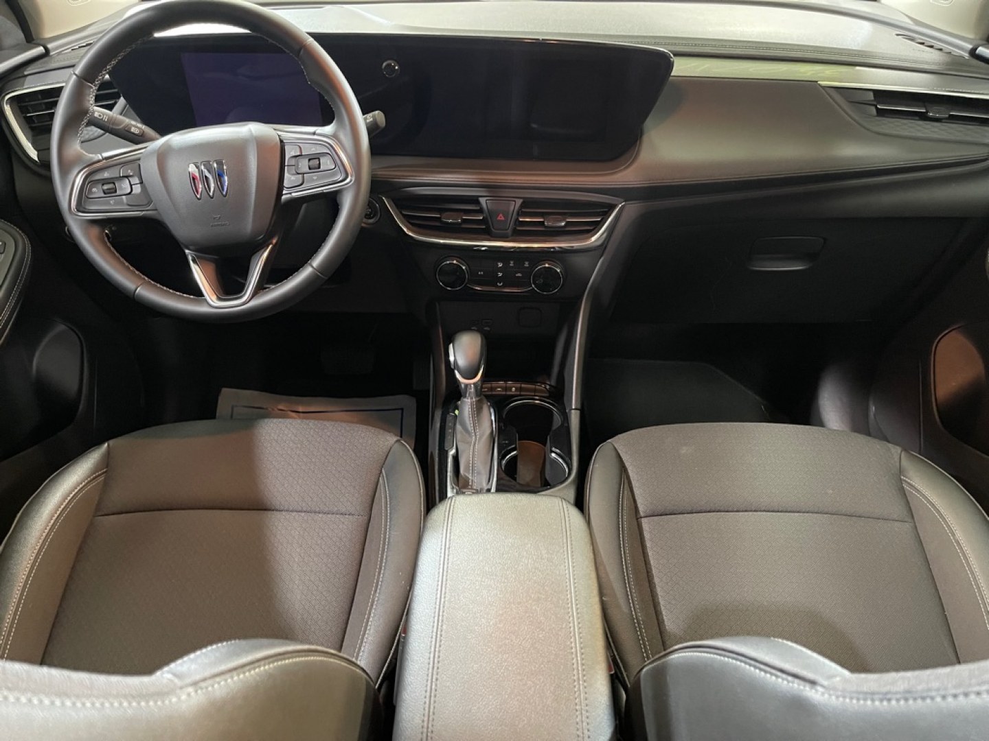 2025 WHITE BUICK ENCORE GX PREFERRED (KL4AMCSL4SB) with an 1.3L engine, Automatic transmission, located at 2525 S. Cushman, Fairbanks, AK, 99701, (907) 452-5707, 64.824036, -147.712311- Photo#5