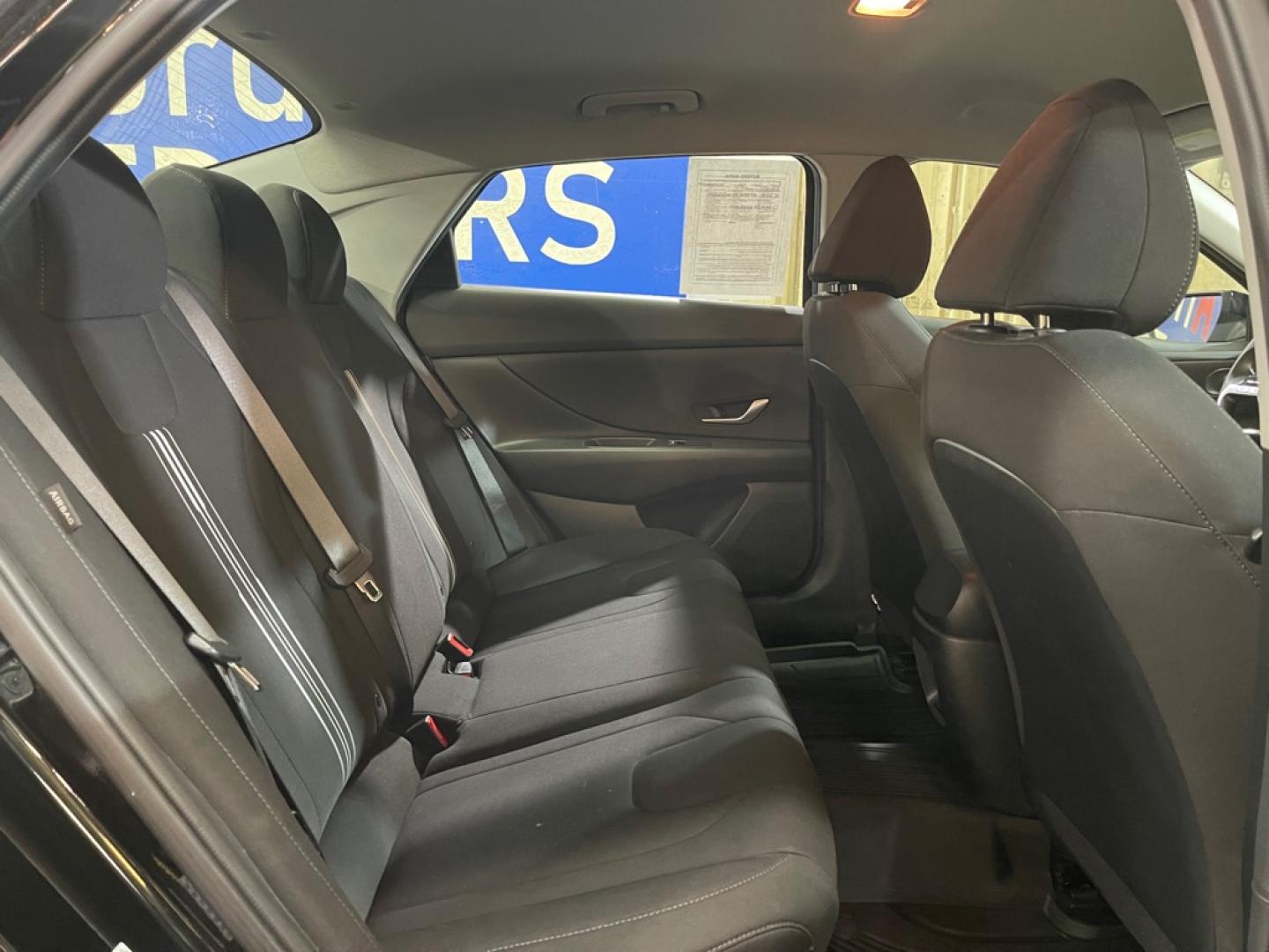 2024 BLACK HYUNDAI ELANTRA SEL (KMHLM4DG8RU) with an 2.0L engine, Continuously Variable transmission, located at 2525 S. Cushman, Fairbanks, AK, 99701, (907) 452-5707, 64.824036, -147.712311- Photo#4