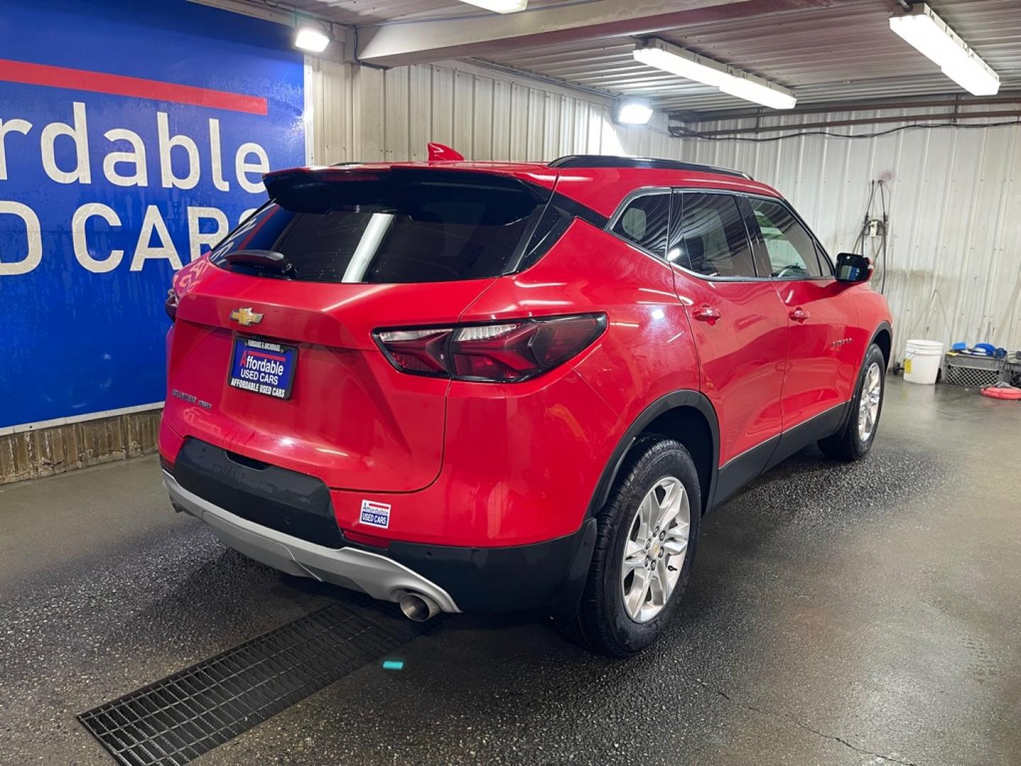 2022 RED CHEVROLET BLAZER 2LT (3GNKBHR48NS) with an 2.0L engine, Automatic transmission, located at 2525 S. Cushman, Fairbanks, AK, 99701, (907) 452-5707, 64.824036, -147.712311- Photo#2