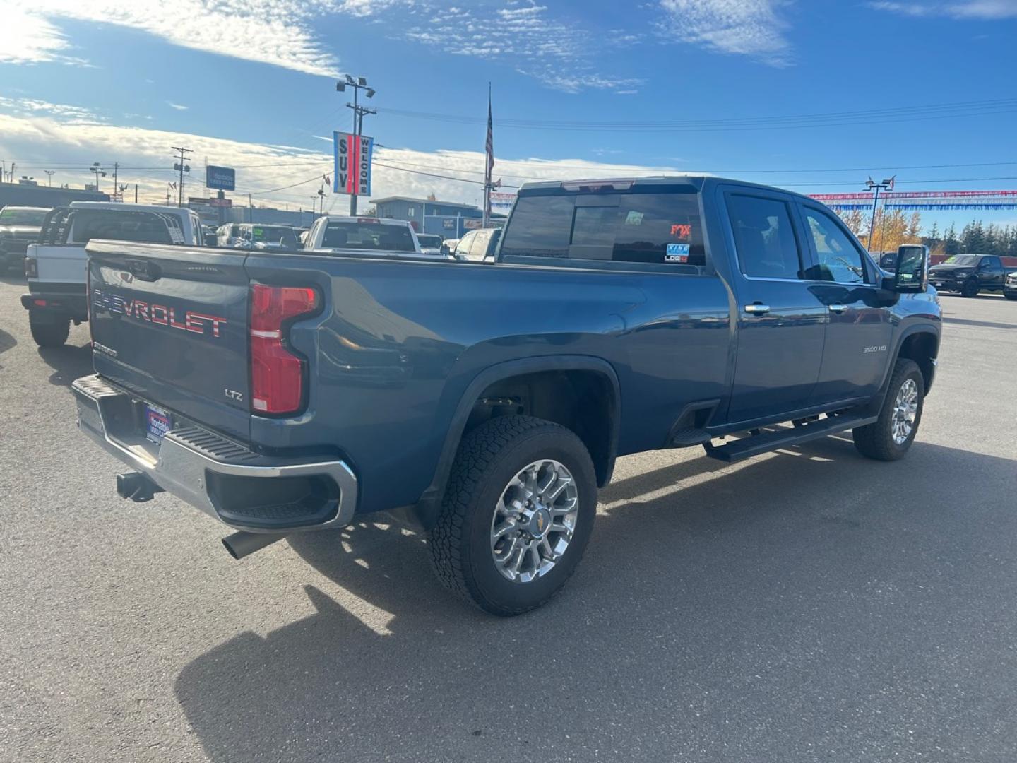 2025 BLUE CHEVROLET SILVERADO 3500 LTZ (1GC4KUE70SF) with an 6.6L engine, Automatic transmission, located at 2525 S. Cushman, Fairbanks, AK, 99701, (907) 452-5707, 64.824036, -147.712311- Photo#2