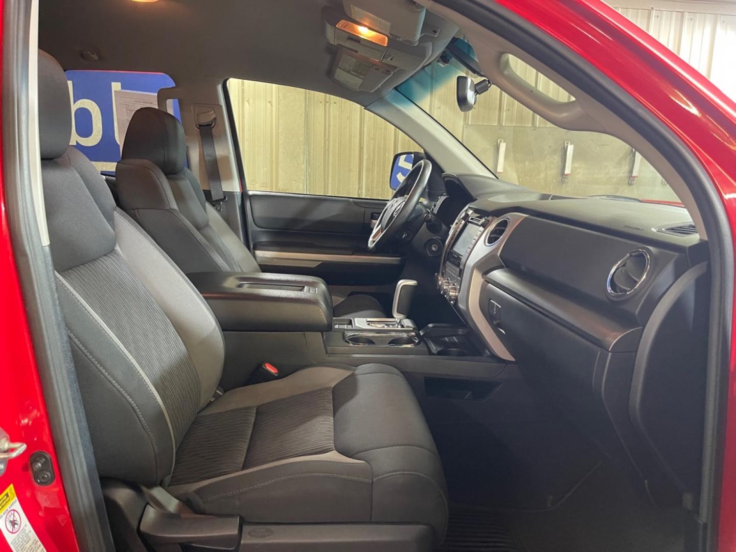 2014 RED TOYOTA TUNDRA SR5 DOUBLE CAB SR (5TFUM5F17EX) with an 4.6L engine, Automatic transmission, located at 2525 S. Cushman, Fairbanks, AK, 99701, (907) 452-5707, 64.824036, -147.712311- Photo#3