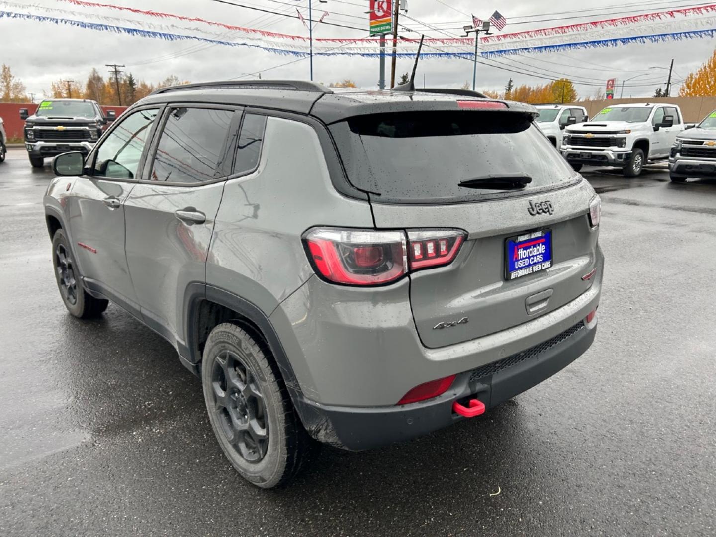 2023 GRAY JEEP COMPASS TRAILHAWK (3C4NJDDN8PT) with an 2.0L engine, Automatic transmission, located at 2525 S. Cushman, Fairbanks, AK, 99701, (907) 452-5707, 64.824036, -147.712311- Photo#3
