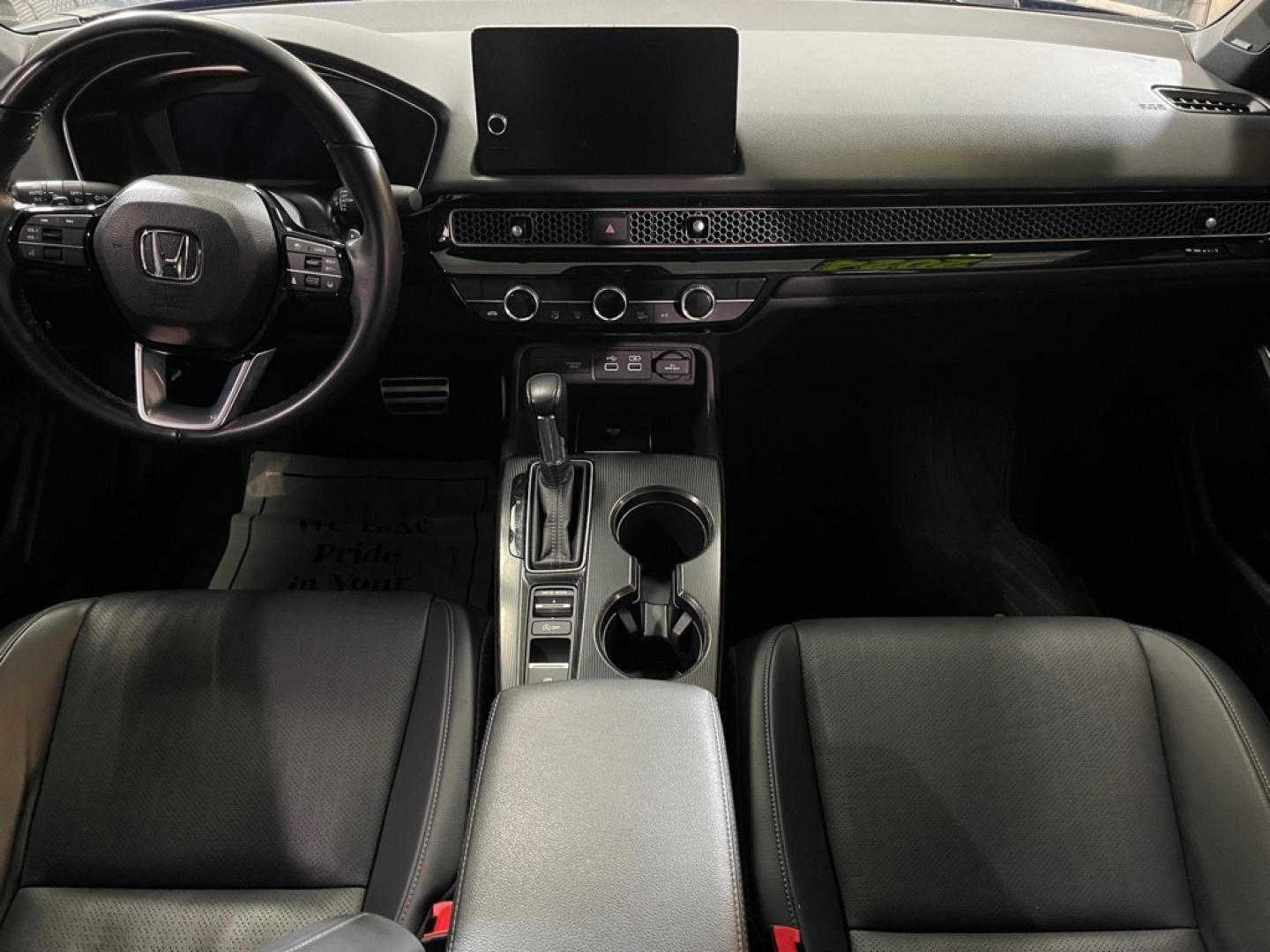 2024 GRAY HONDA CIVIC SPORT SPORT TOURING (19XFL1H81RE) with an 1.5L engine, Continuously Variable transmission, located at 2525 S. Cushman, Fairbanks, AK, 99701, (907) 452-5707, 64.824036, -147.712311- Photo#5