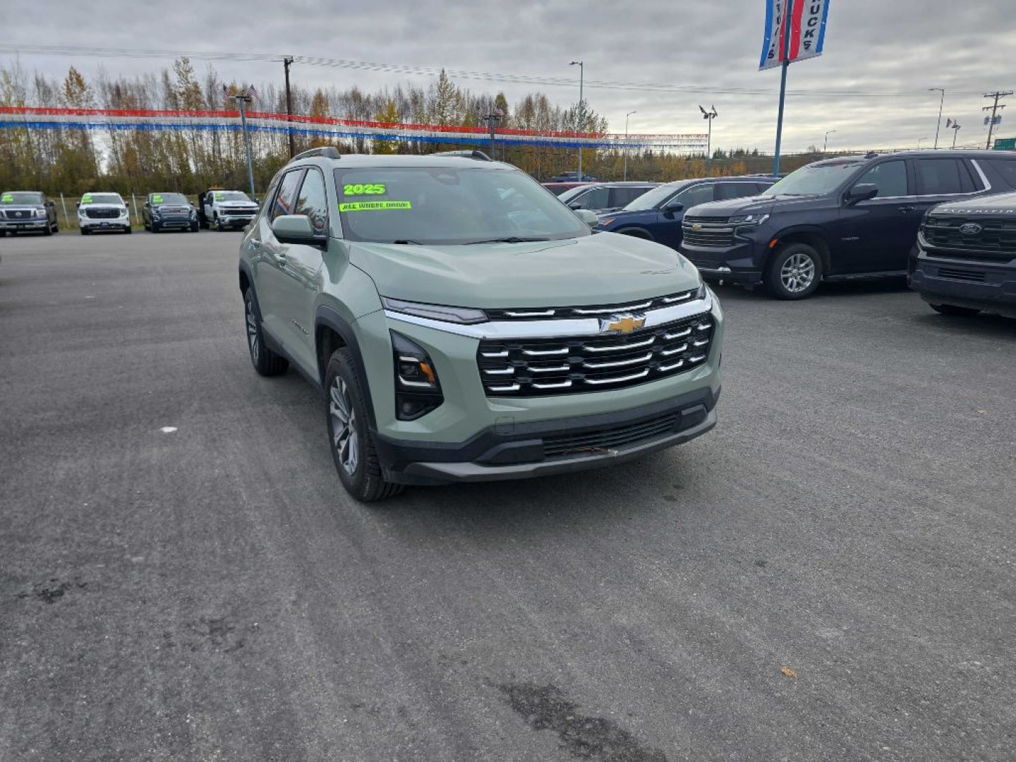 2025 GREEN CHEVROLET EQUINOX LT (3GNAXPEG0SL) with an 1.5L engine, Automatic transmission, located at 2525 S. Cushman, Fairbanks, AK, 99701, (907) 452-5707, 64.824036, -147.712311- Photo#2