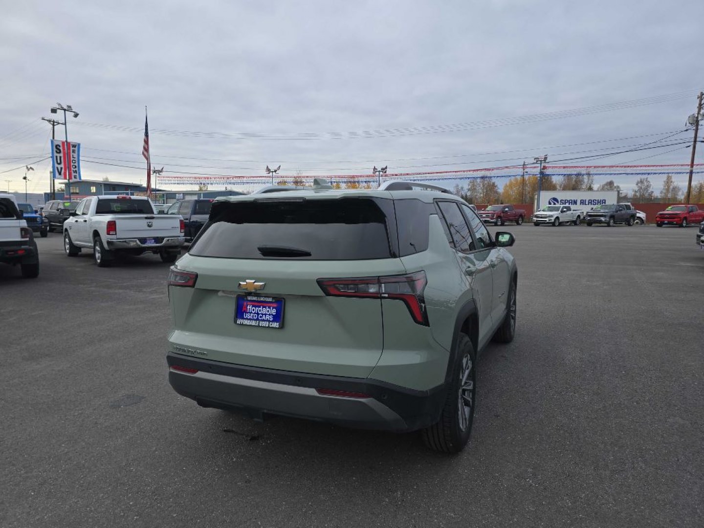 2025 GREEN CHEVROLET EQUINOX LT (3GNAXPEG0SL) with an 1.5L engine, Automatic transmission, located at 2525 S. Cushman, Fairbanks, AK, 99701, (907) 452-5707, 64.824036, -147.712311- Photo#4