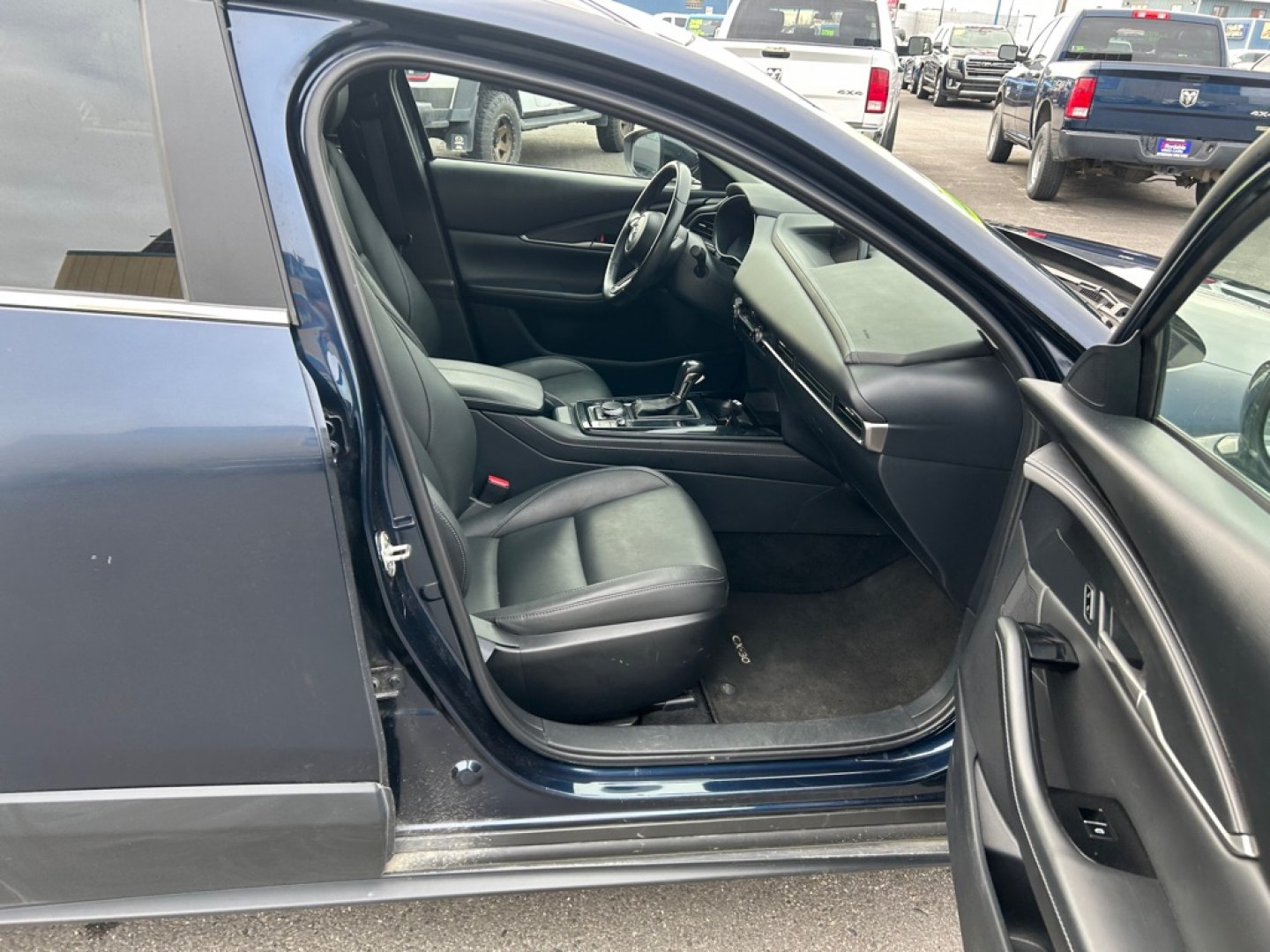 2024 BLUE MAZDA CX-30 SELECT (3MVDMBBM0RM) with an 2.5L engine, Automatic transmission, located at 2525 S. Cushman, Fairbanks, AK, 99701, (907) 452-5707, 64.824036, -147.712311- Photo#4