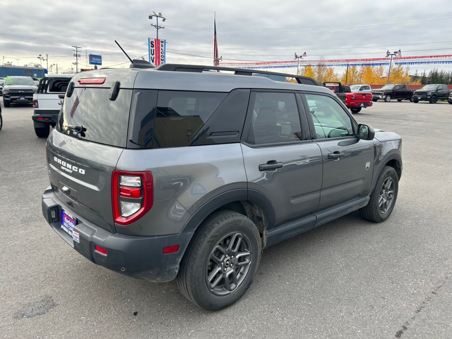 2025 GRAY FORD BRONCO SPORT BIG BEND (3FMCR9BN1SR) with an 1.5L engine, Automatic transmission, located at 2525 S. Cushman, Fairbanks, AK, 99701, (907) 452-5707, 64.824036, -147.712311- Photo#2