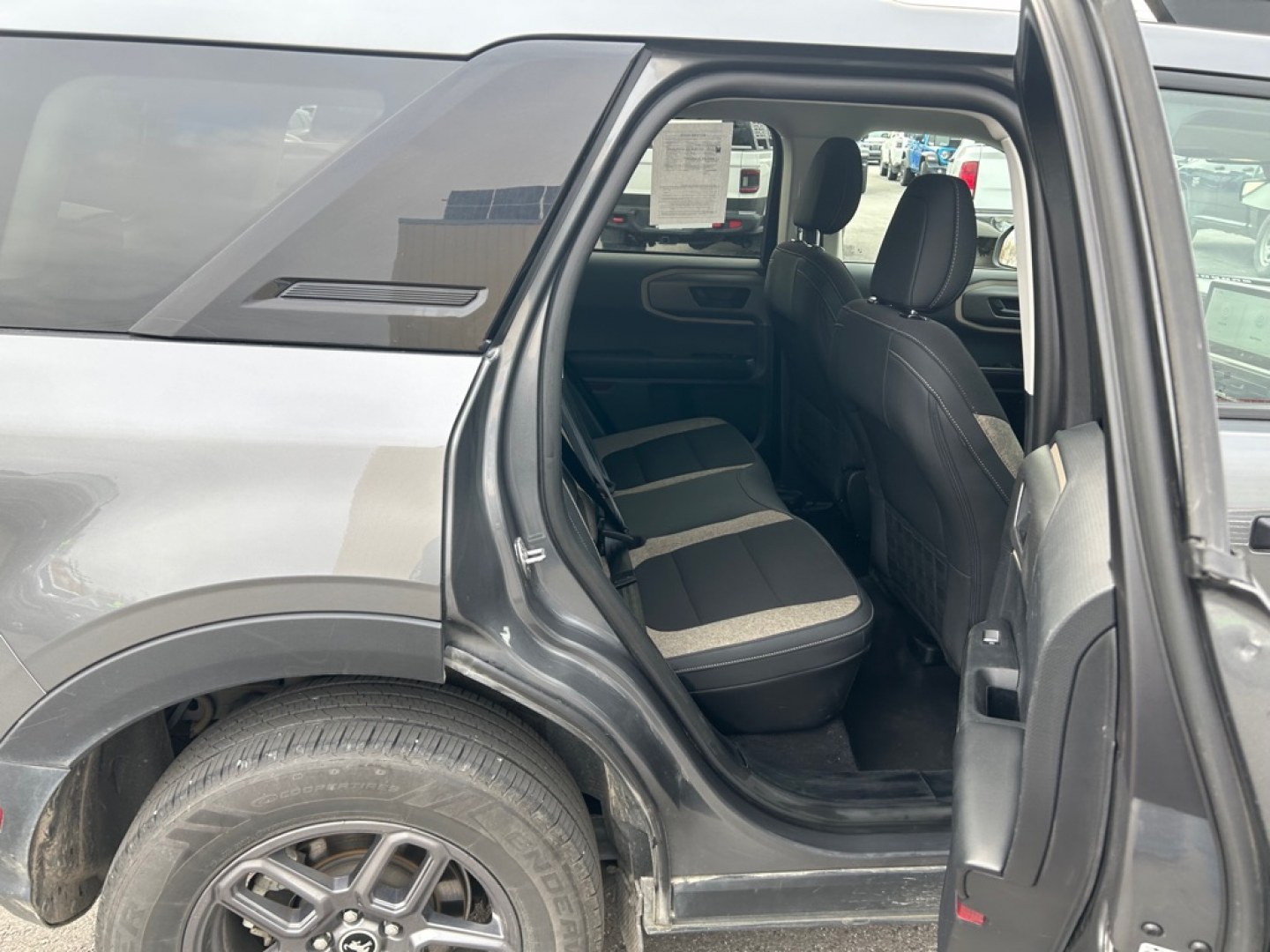 2025 GRAY FORD BRONCO SPORT BIG BEND (3FMCR9BN1SR) with an 1.5L engine, Automatic transmission, located at 2525 S. Cushman, Fairbanks, AK, 99701, (907) 452-5707, 64.824036, -147.712311- Photo#5