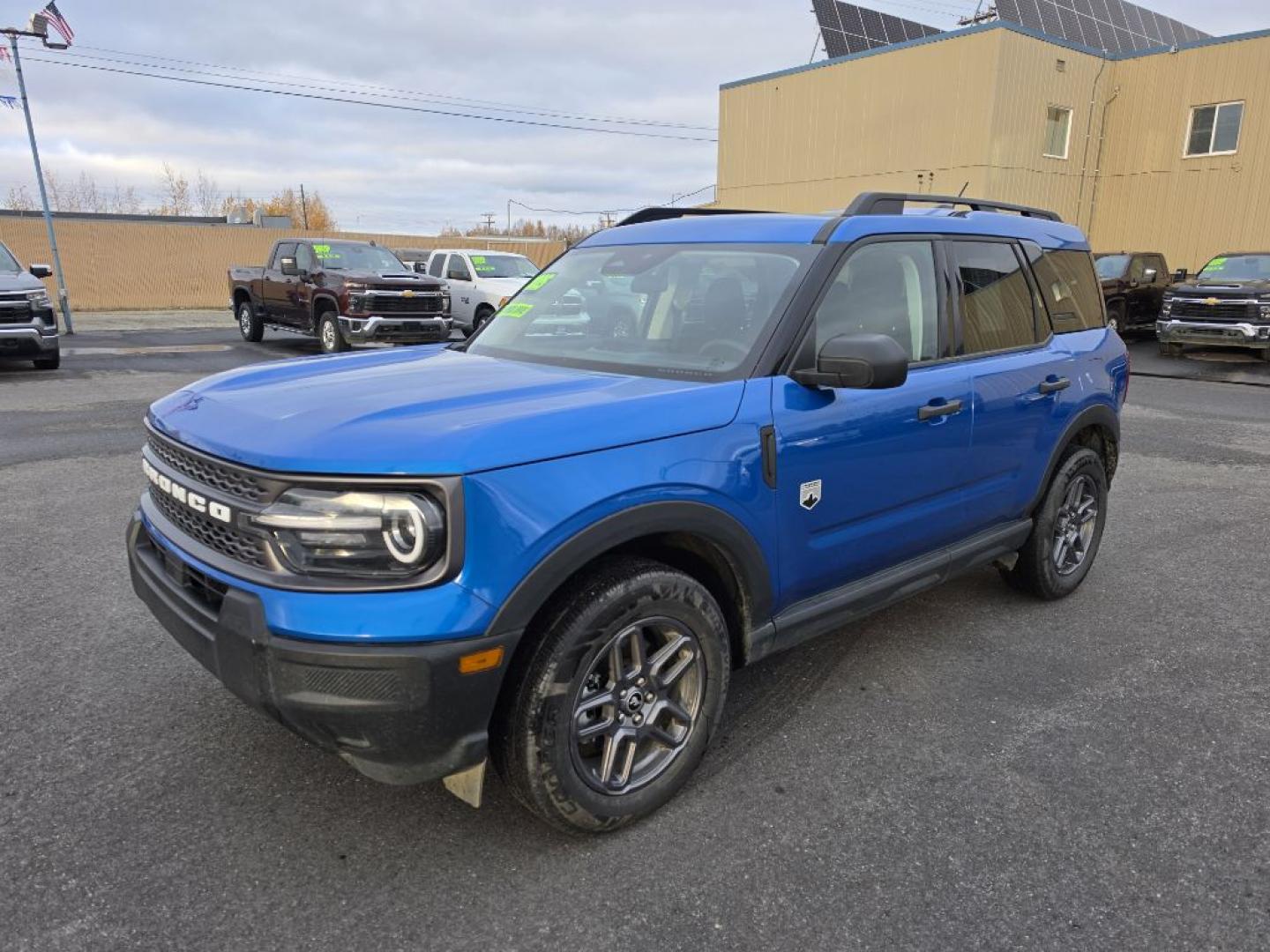 2025 BLUE FORD BRONCO SPORT BIG BEND (3FMCR9BN0SR) with an 1.5L engine, Automatic transmission, located at 2525 S. Cushman, Fairbanks, AK, 99701, (907) 452-5707, 64.824036, -147.712311- Photo#1