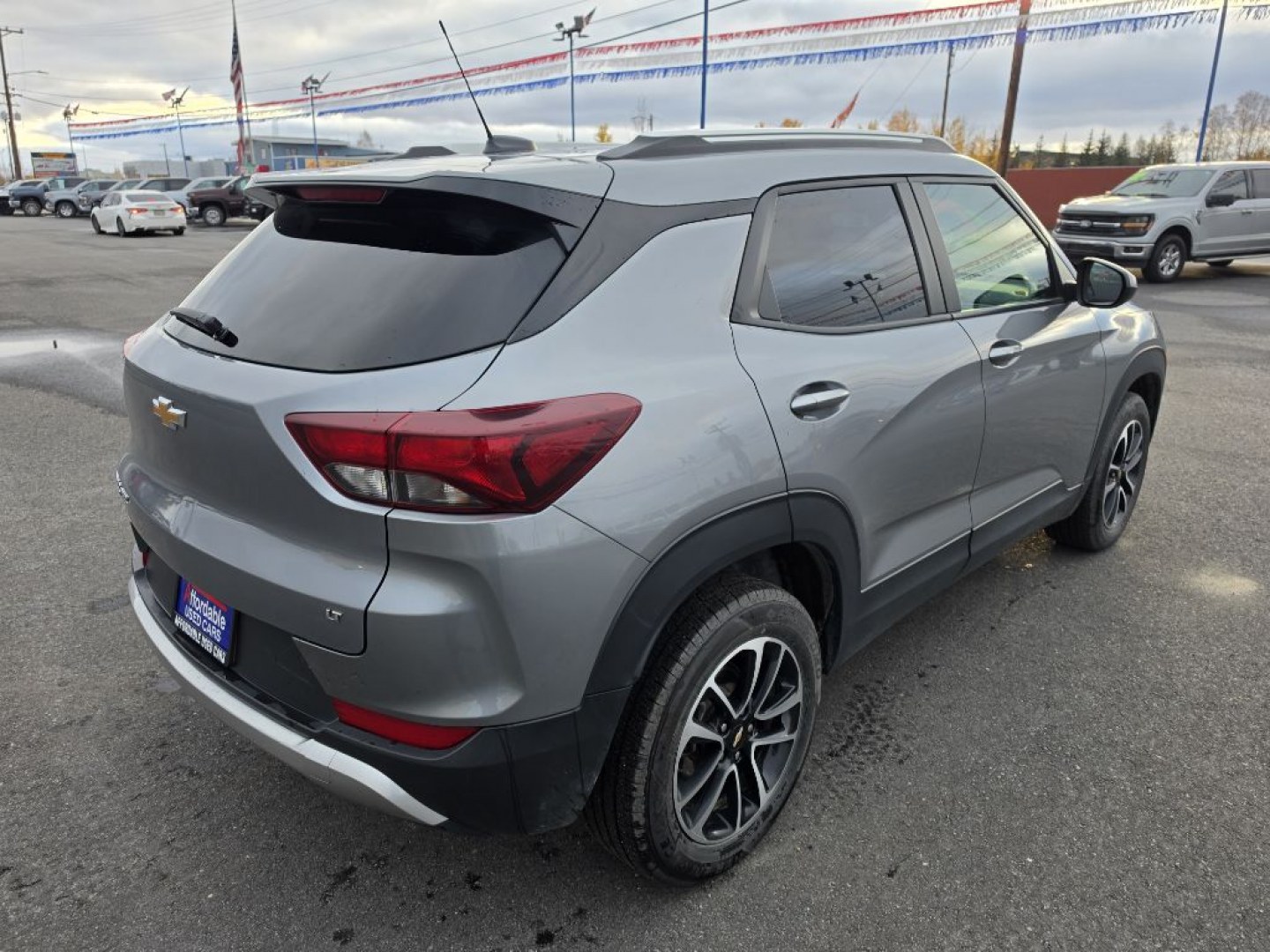 2024 SILVER CHEVROLET TRAILBLAZER LT (KL79MRSL3RB) with an 1.3L engine, Automatic transmission, located at 2525 S. Cushman, Fairbanks, AK, 99701, (907) 452-5707, 64.824036, -147.712311- Photo#1