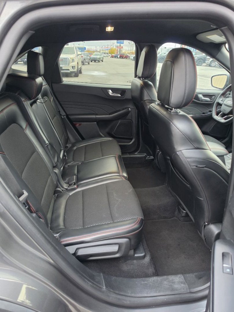 2024 SILVER CHEVROLET TRAILBLAZER LT (KL79MRSL3RB) with an 1.3L engine, Automatic transmission, located at 2525 S. Cushman, Fairbanks, AK, 99701, (907) 452-5707, 64.824036, -147.712311- Photo#11