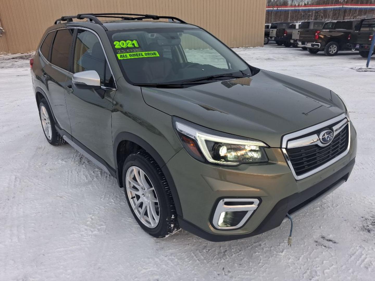 2021 GREEN SUBARU FORESTER TOURING (JF2SKAXC5MH) with an 2.5L engine, Automatic transmission, located at 2525 S. Cushman, Fairbanks, AK, 99701, (907) 452-5707, 64.824036, -147.712311- Photo#0