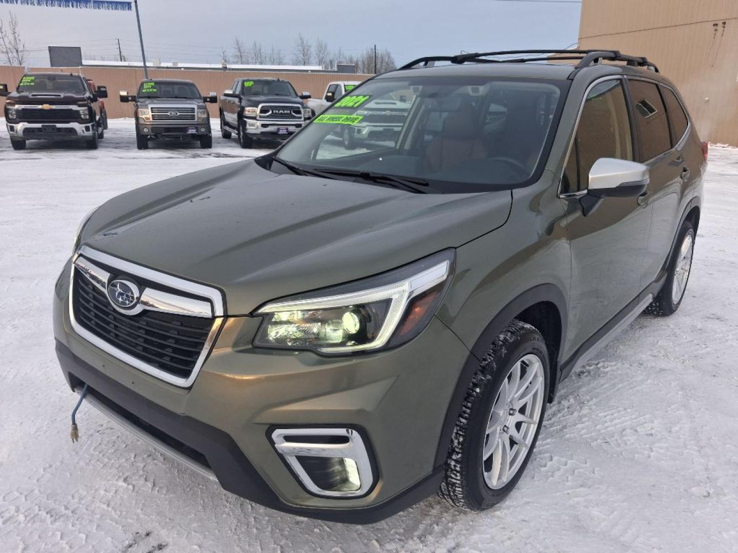 2021 GREEN SUBARU FORESTER TOURING (JF2SKAXC5MH) with an 2.5L engine, Automatic transmission, located at 2525 S. Cushman, Fairbanks, AK, 99701, (907) 452-5707, 64.824036, -147.712311- Photo#1