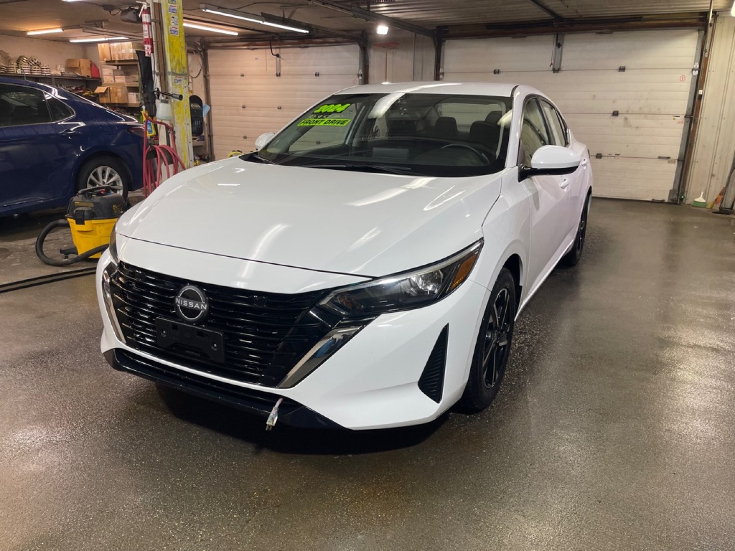 2024 WHITE NISSAN SENTRA SV (3N1AB8CV7RY) with an 2.0L engine, Continuously Variable transmission, located at 2525 S. Cushman, Fairbanks, AK, 99701, (907) 452-5707, 64.824036, -147.712311- Photo#1