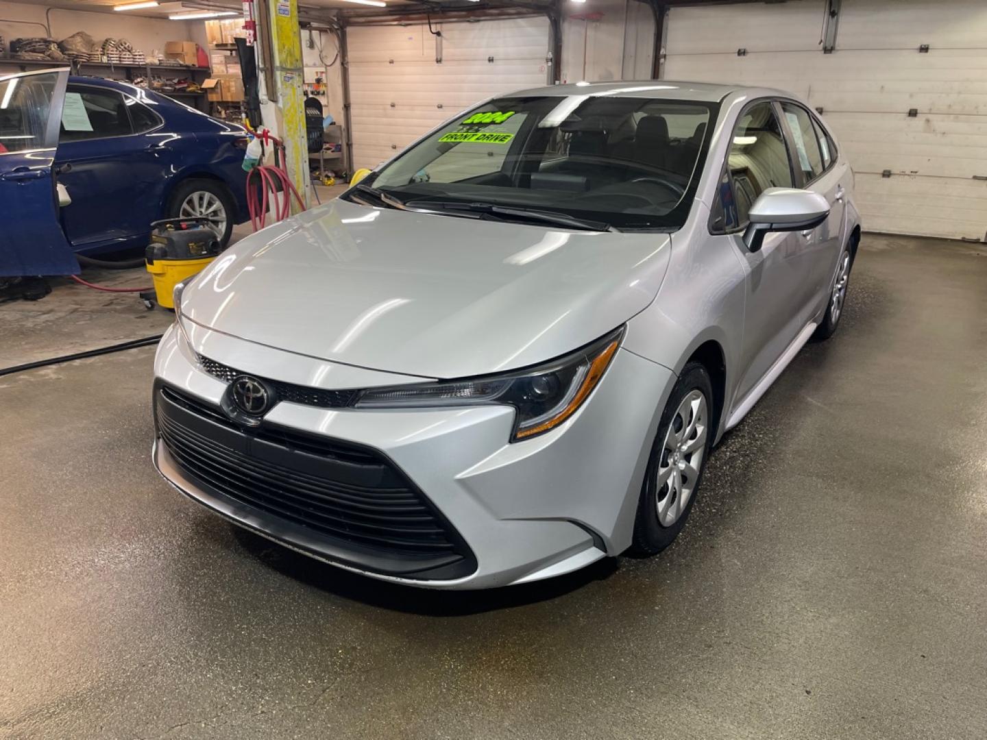 2024 SILVER TOYOTA COROLLA LE (5YFB4MDE4RP) with an 2.0L engine, Continuously Variable transmission, located at 2525 S. Cushman, Fairbanks, AK, 99701, (907) 452-5707, 64.824036, -147.712311- Photo#1