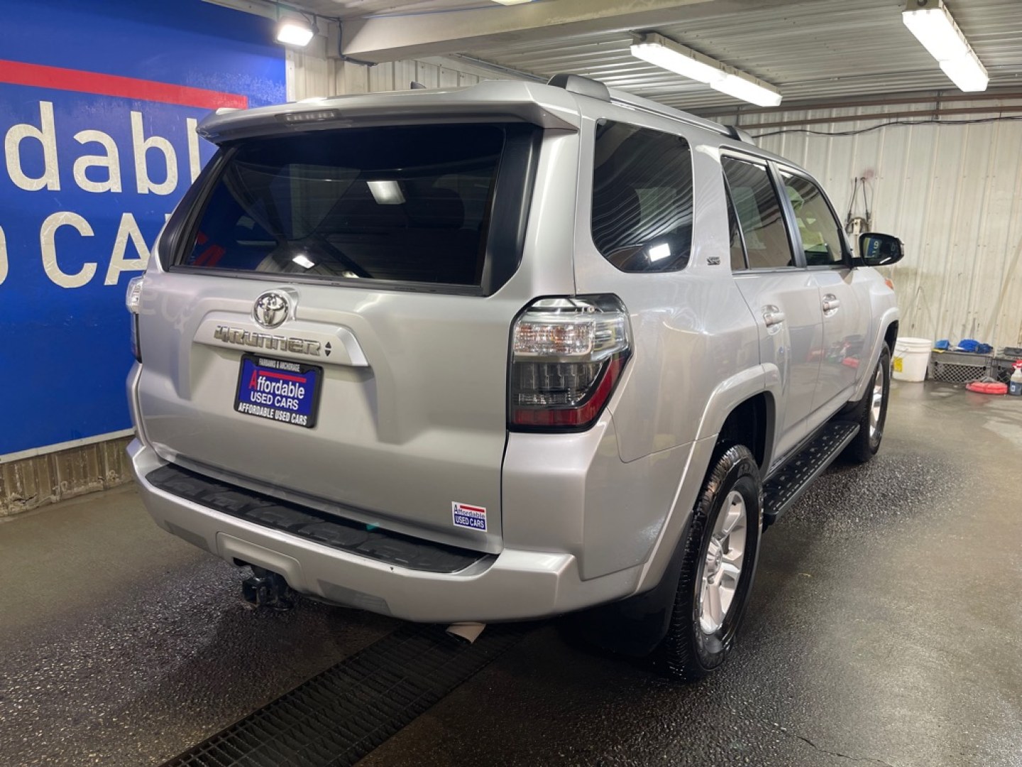 2024 SILVER TOYOTA 4RUNNER SR5/SR5 PREMIUM (JTEMU5JR1R6) with an 4.0L engine, Automatic transmission, located at 2525 S. Cushman, Fairbanks, AK, 99701, (907) 452-5707, 64.824036, -147.712311- Photo#2