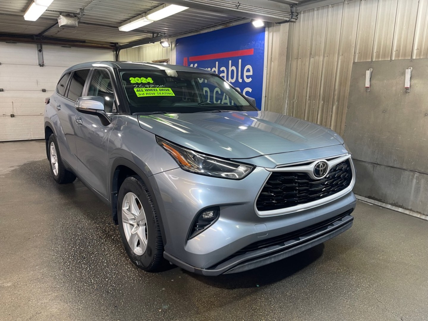 2024 BLUE TOYOTA HIGHLANDER LE (5TDKDRBH8RS) with an 2.4L engine, Automatic transmission, located at 2525 S. Cushman, Fairbanks, AK, 99701, (907) 452-5707, 64.824036, -147.712311- Photo#0
