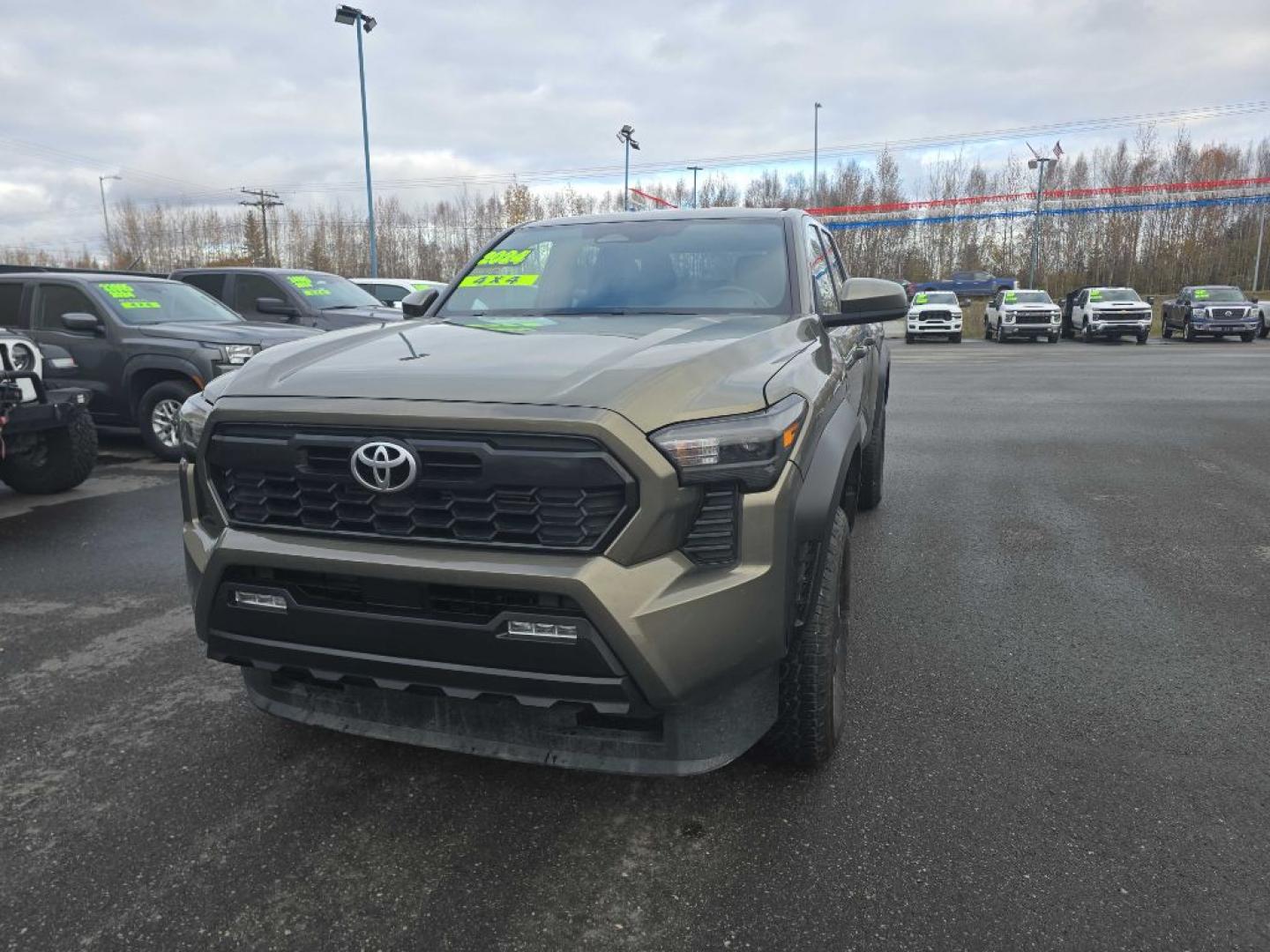 2024 TAN TOYOTA TACOMA DOUBLE CAB (3TYLB5JN3RT) with an 2.4L engine, Automatic transmission, located at 2525 S. Cushman, Fairbanks, AK, 99701, (907) 452-5707, 64.824036, -147.712311- Photo#3