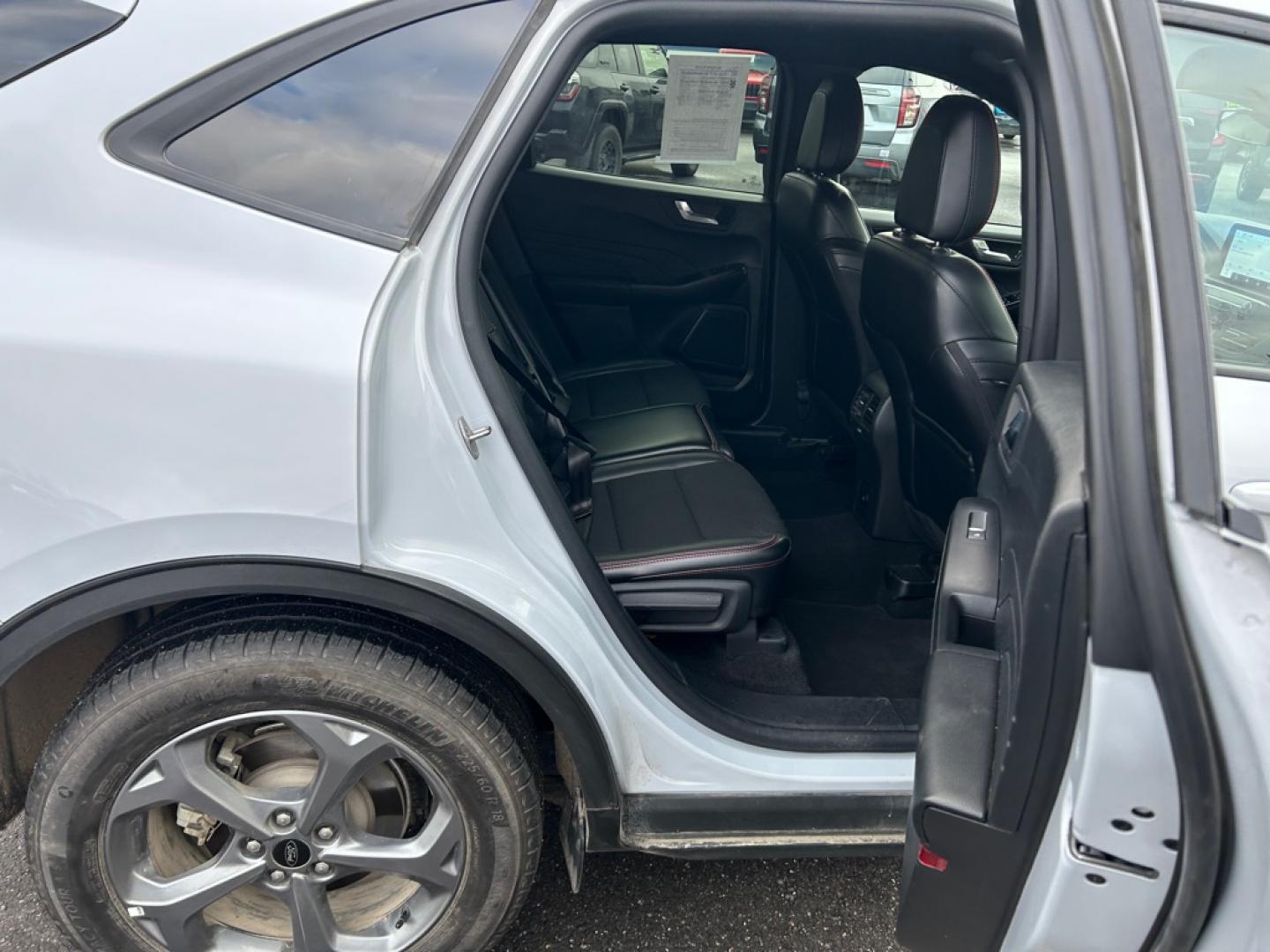 2025 WHITE FORD ESCAPE ST LINE SELECT (1FMCU9NA4SU) with an 2.0L engine, Automatic transmission, located at 2525 S. Cushman, Fairbanks, AK, 99701, (907) 452-5707, 64.824036, -147.712311- Photo#5