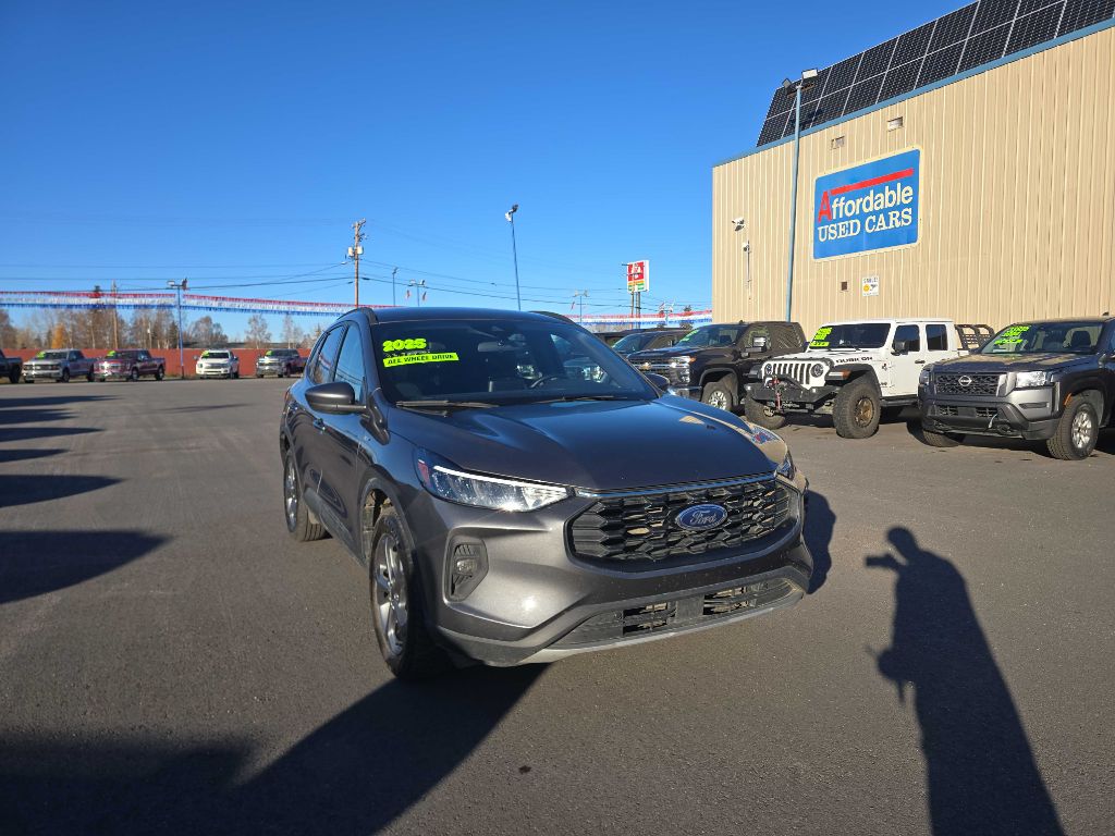 photo of 2025 FORD ESCAPE ST LINE SELECT