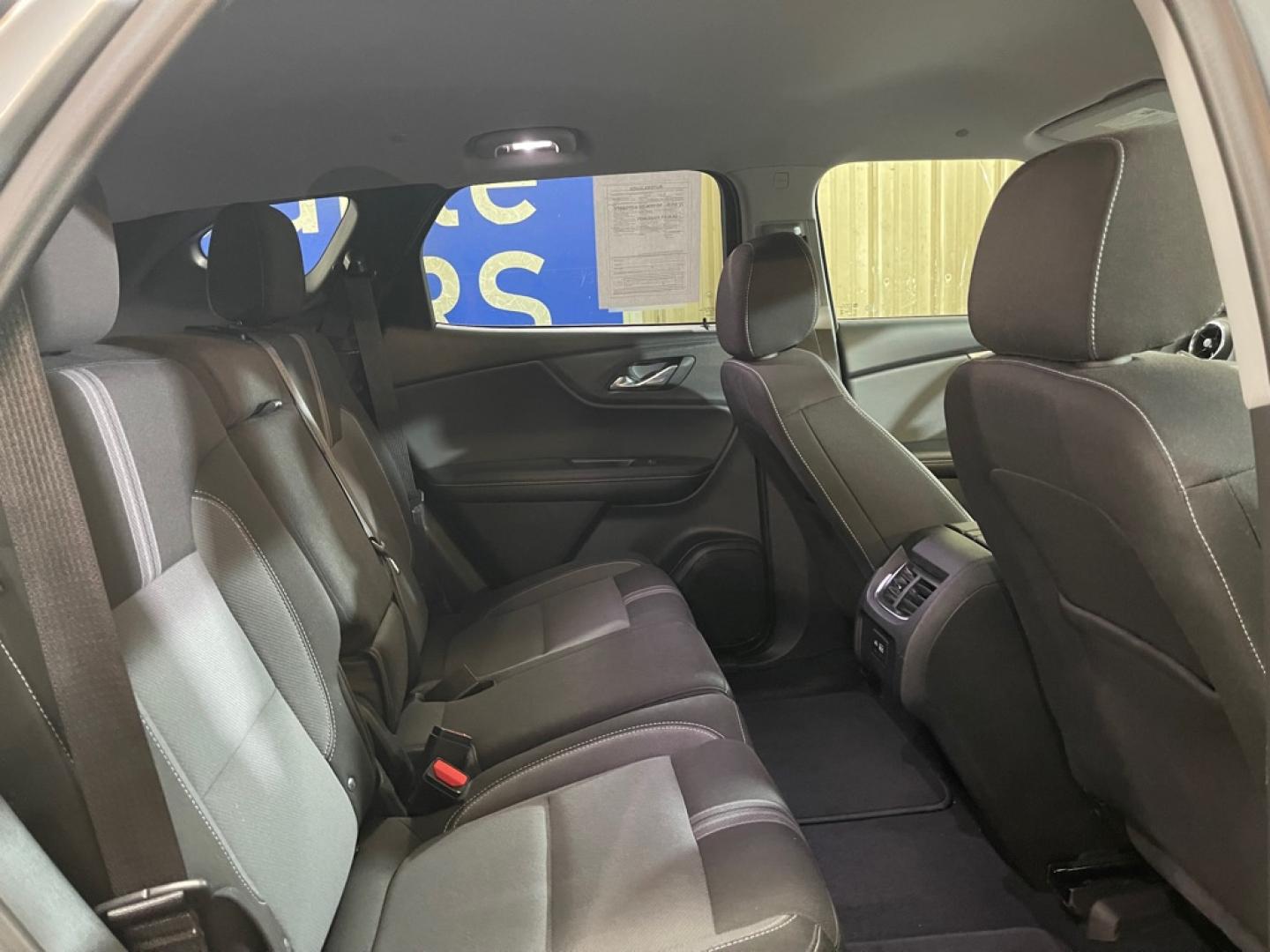 2025 GRAY CHEVROLET BLAZER 2LT (3GNKBHR40SS) with an 2.0L engine, Automatic transmission, located at 2525 S. Cushman, Fairbanks, AK, 99701, (907) 452-5707, 64.824036, -147.712311- Photo#4