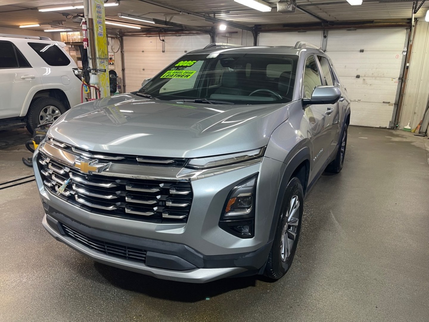 2025 GRAY CHEVROLET EQUINOX LT (3GNAXPEG3SL) with an 1.5L engine, Automatic transmission, located at 2525 S. Cushman, Fairbanks, AK, 99701, (907) 452-5707, 64.824036, -147.712311- Photo#1