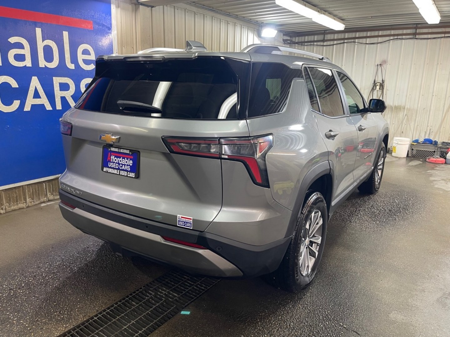 2025 GRAY CHEVROLET EQUINOX LT (3GNAXPEG3SL) with an 1.5L engine, Automatic transmission, located at 2525 S. Cushman, Fairbanks, AK, 99701, (907) 452-5707, 64.824036, -147.712311- Photo#2