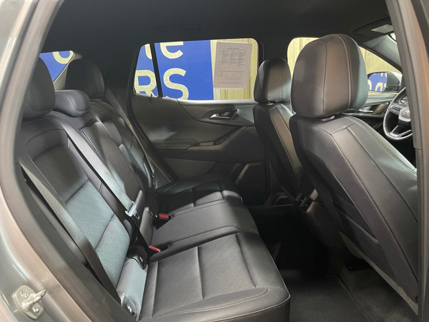 2025 GRAY CHEVROLET EQUINOX LT (3GNAXPEG3SL) with an 1.5L engine, Automatic transmission, located at 2525 S. Cushman, Fairbanks, AK, 99701, (907) 452-5707, 64.824036, -147.712311- Photo#4