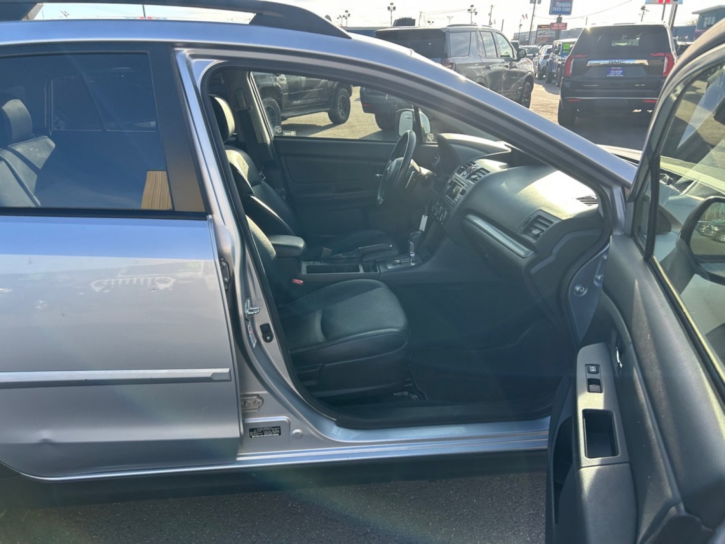 2014 SILVER SUBARU XV CROSSTREK 2.0 LIMITED (JF2GPAGC3E8) with an 2.0L engine, Continuously Variable transmission, located at 2525 S. Cushman, Fairbanks, AK, 99701, (907) 452-5707, 64.824036, -147.712311- Photo#4