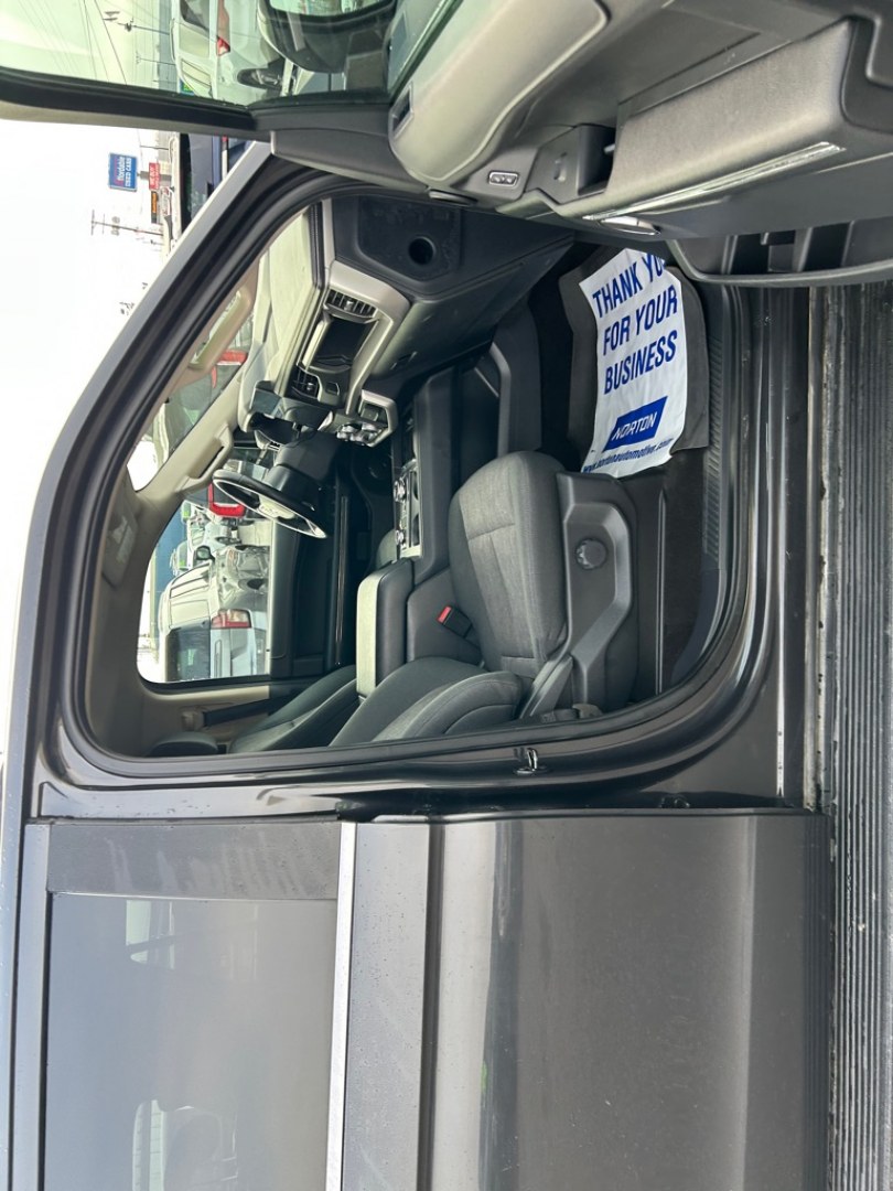 2023 BLACK FORD EXPEDITION XLT MAX XLT (1FMJK1J8XPE) with an 3.5L engine, Automatic transmission, located at 2525 S. Cushman, Fairbanks, AK, 99701, (907) 452-5707, 64.824036, -147.712311- Photo#4