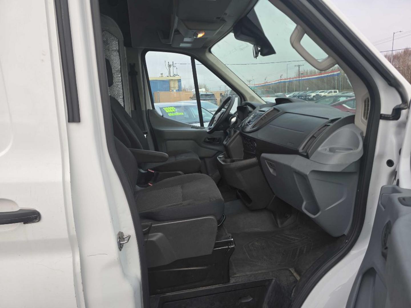 2018 WHITE FORD TRANSIT T-350 (1FTBW2XMXJK) with an 3.7L engine, Automatic transmission, located at 2525 S. Cushman, Fairbanks, AK, 99701, (907) 452-5707, 64.824036, -147.712311- Photo#2