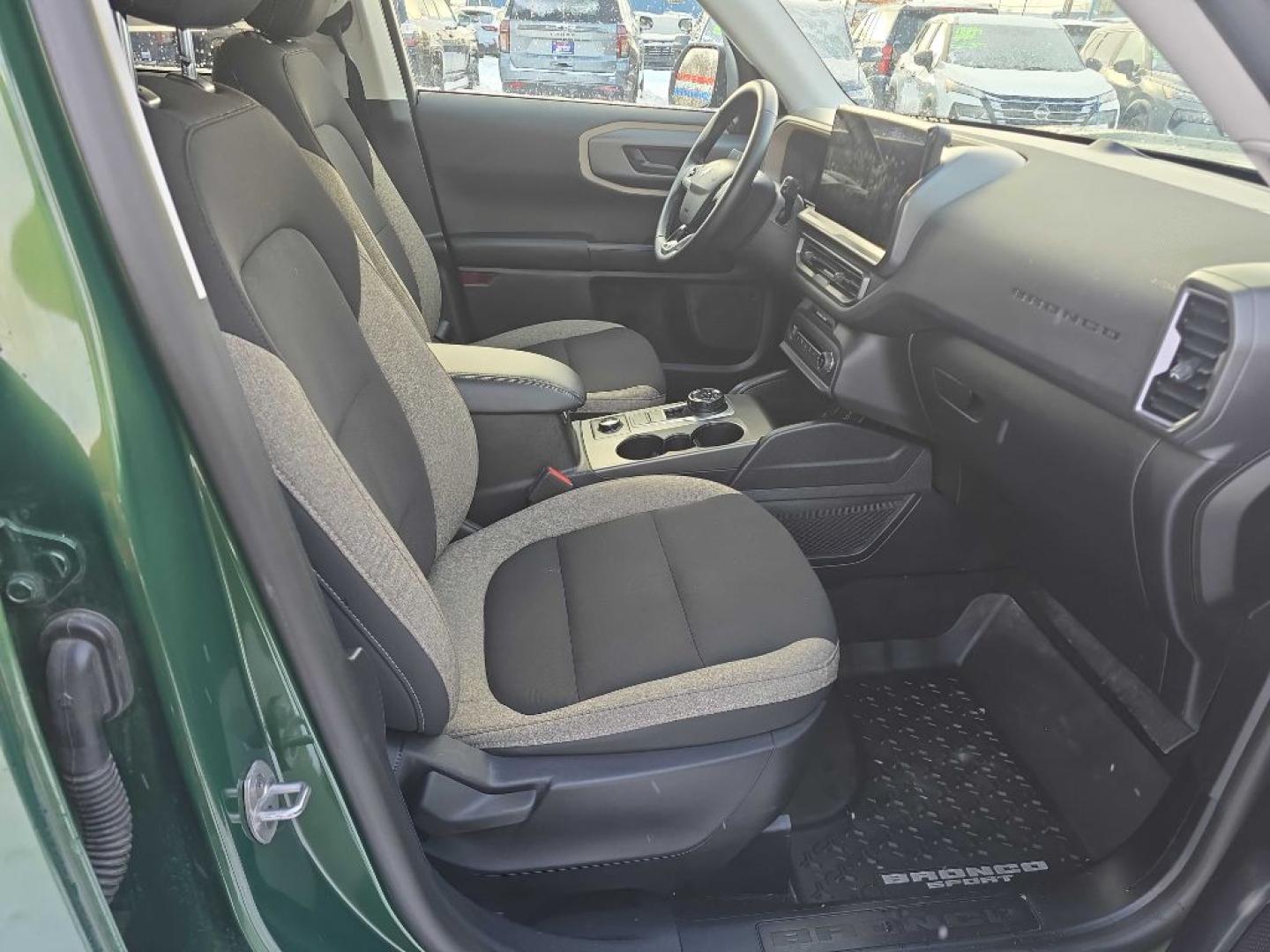2025 GREEN FORD BRONCO SPORT BIG BEND (3FMCR9BN9SR) with an 1.5L engine, Automatic transmission, located at 2525 S. Cushman, Fairbanks, AK, 99701, (907) 452-5707, 64.824036, -147.712311- Photo#3