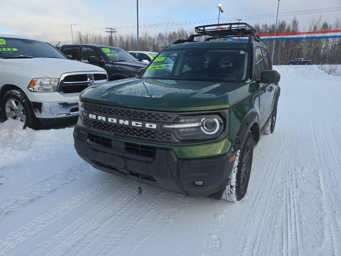 2025 GREEN FORD BRONCO SPORT BIG BEND (3FMCR9BN9SR) with an 1.5L engine, Automatic transmission, located at 2525 S. Cushman, Fairbanks, AK, 99701, (907) 452-5707, 64.824036, -147.712311- Photo#1