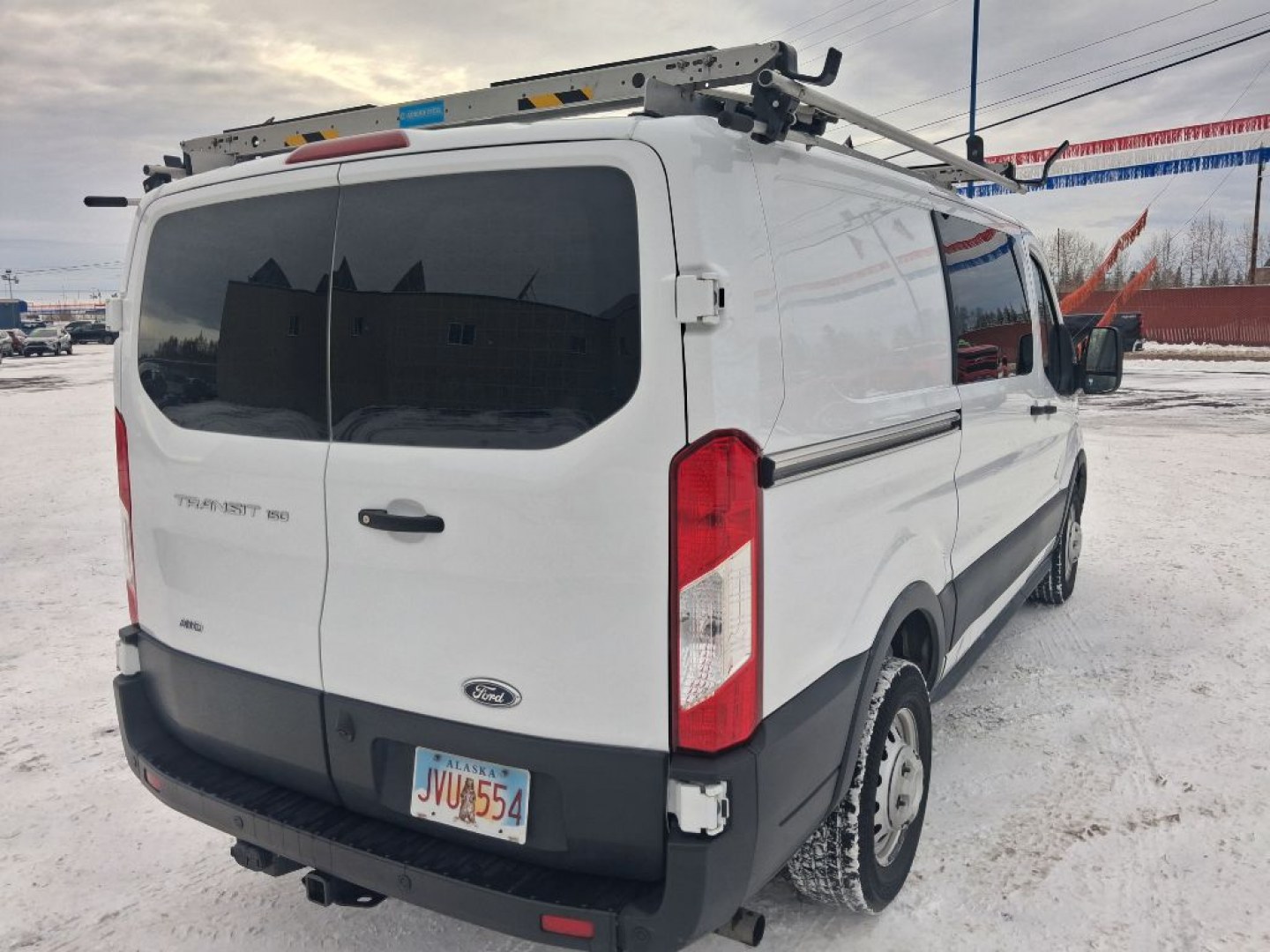 2022 WHITE FORD TRANSIT T-150 (1FTYE2Y82NK) with an 3.5L engine, Automatic transmission, located at 2525 S. Cushman, Fairbanks, AK, 99701, (907) 452-5707, 64.824036, -147.712311- Photo#4