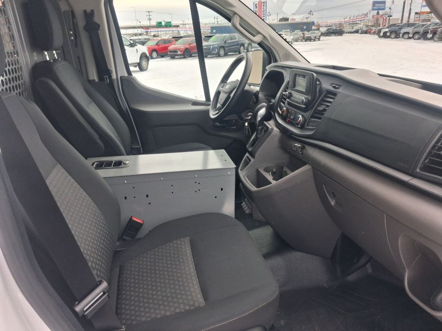 2022 WHITE FORD TRANSIT T-150 (1FTYE2Y82NK) with an 3.5L engine, Automatic transmission, located at 2525 S. Cushman, Fairbanks, AK, 99701, (907) 452-5707, 64.824036, -147.712311- Photo#9
