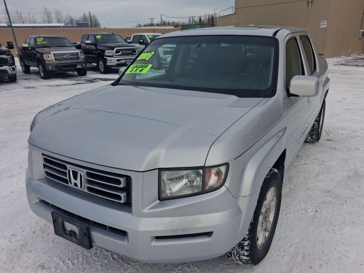 2008 SILVER HONDA RIDGELINE RTL (2HJYK16508H) with an 3.5L engine, Automatic transmission, located at 2525 S. Cushman, Fairbanks, AK, 99701, (907) 452-5707, 64.824036, -147.712311- Photo#2