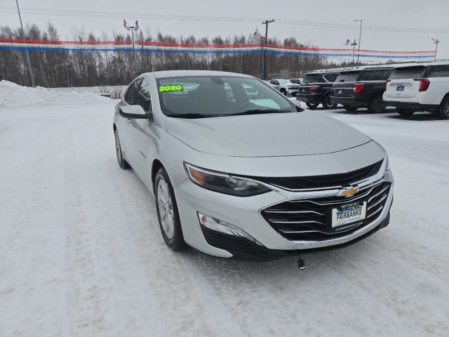 2020 SILVER CHEVROLET MALIBU LT (1G1ZD5ST8LF) with an 1.5L engine, Continuously Variable transmission, located at 2525 S. Cushman, Fairbanks, AK, 99701, (907) 452-5707, 64.824036, -147.712311- Photo#0